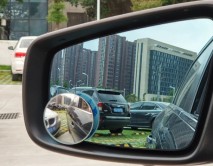 Автомобольное боковое зеркало McDodo CM-6860 широкоугольное. Предназначено для повышения видимости и безопасности вождения.